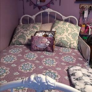 Pottery barn kid retired Brooklyn quilt full